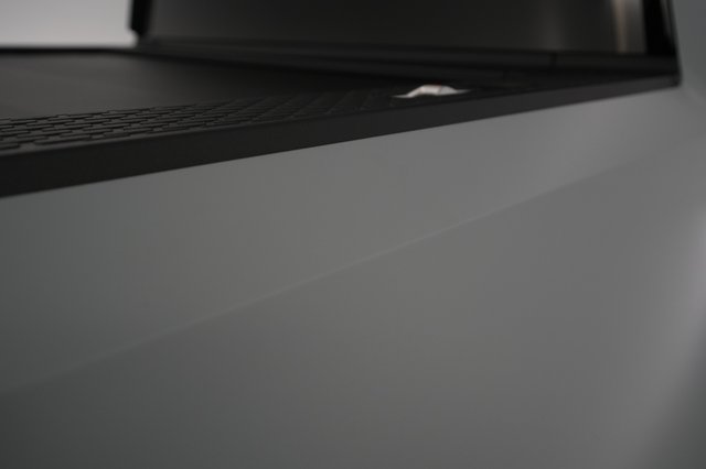 2022 Rivian R1T — photo 29 of 31