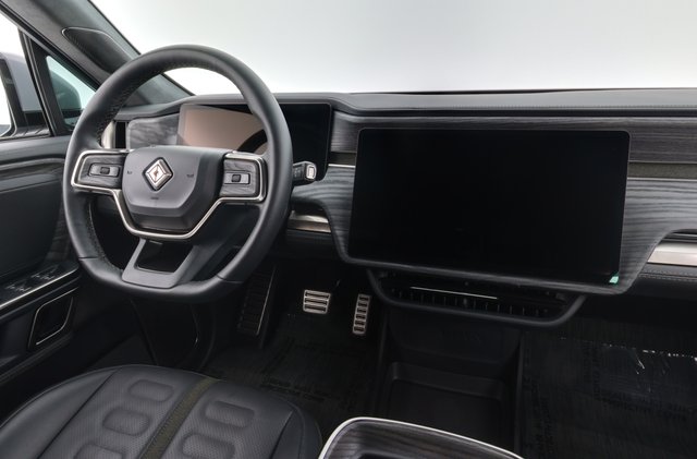 2022 Rivian R1T — photo 3 of 31