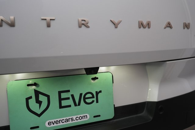 2025 MINI Countryman — photo 25 of 26