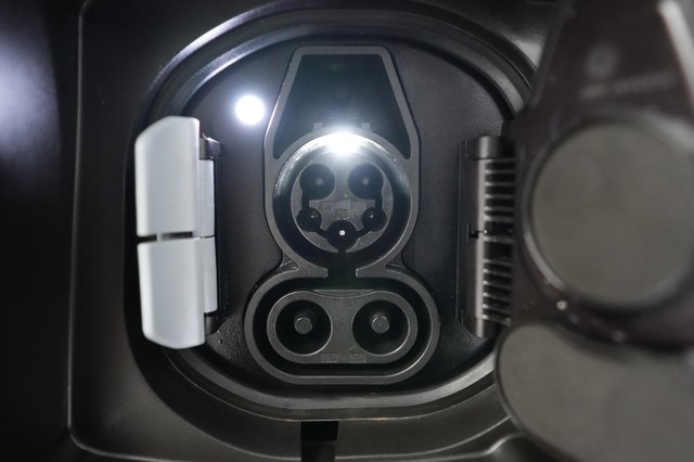 2025 MINI Countryman — photo 8 of 26