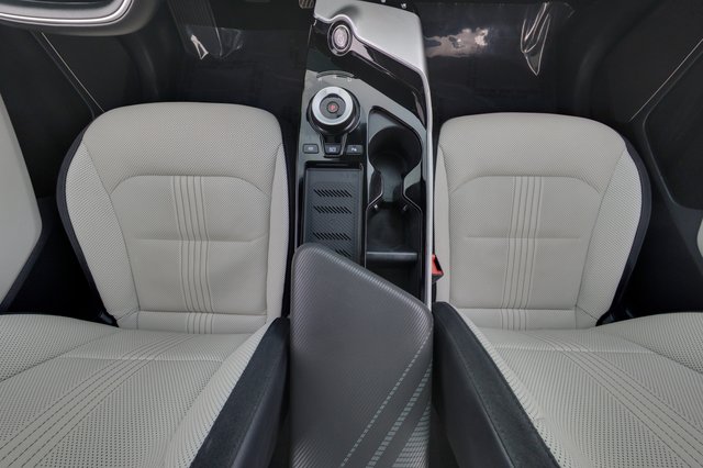 2024 Kia EV6 — photo 22 of 28
