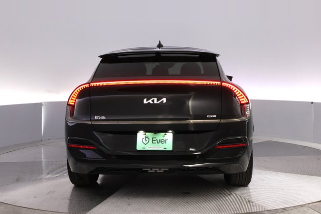 2024 Kia EV6 — photo 12 of 28