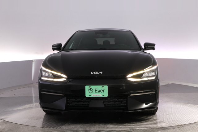 2024 Kia EV6 — photo 9 of 28