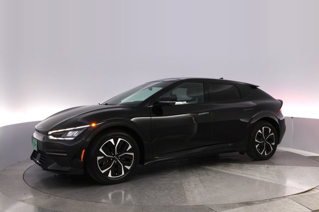 2024 Kia EV6 — photo 14 of 28