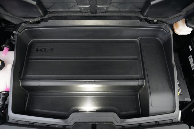 2024 Kia EV6 — photo 23 of 28