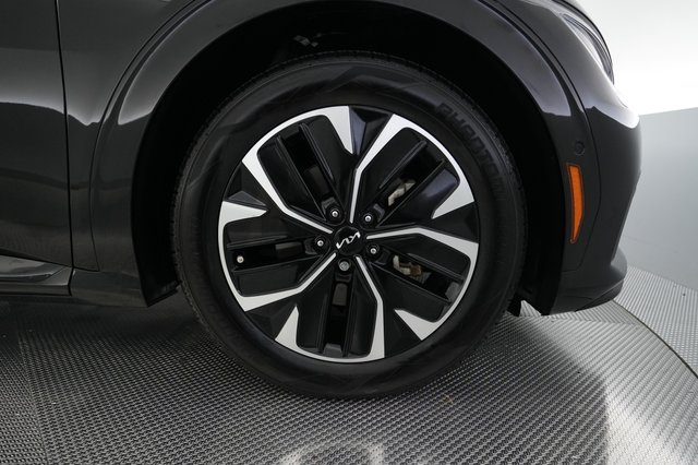 2024 Kia EV6 — photo 16 of 28
