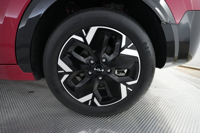 2023 Kia Niro EV — photo 7 of 26