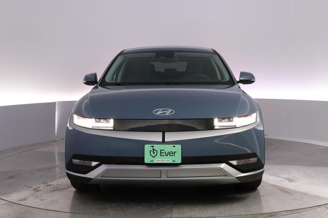 2024 Hyundai IONIQ 5 — photo 9 of 24
