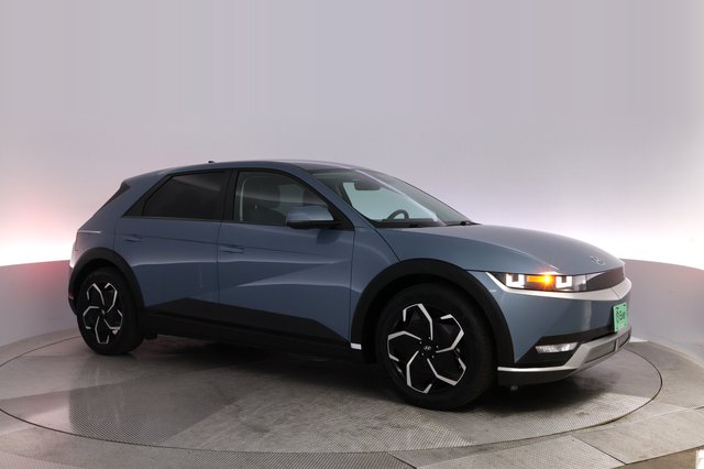 2024 Hyundai IONIQ 5 — photo 11 of 24
