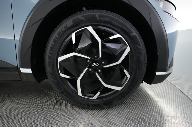 2024 Hyundai IONIQ 5 — photo 16 of 24