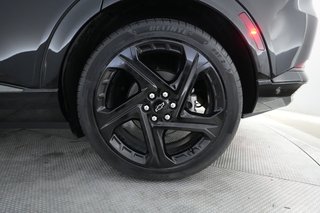 2024 Chevrolet Equinox EV — photo 7 of 26