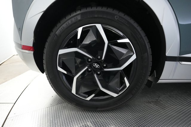 2024 Hyundai IONIQ 5 — photo 17 of 25