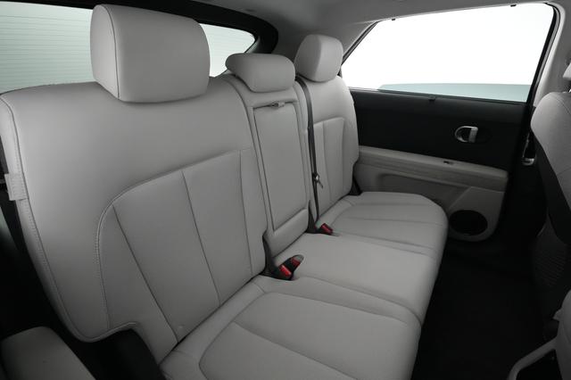 2024 Hyundai IONIQ 5 — photo 4 of 25