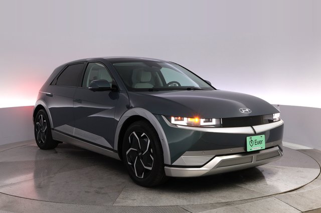 2024 Hyundai IONIQ 5 — photo 10 of 25