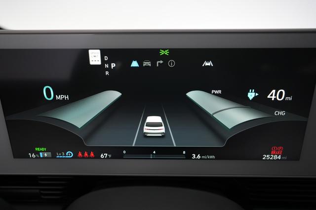 2024 Hyundai IONIQ 5 — photo 5 of 25