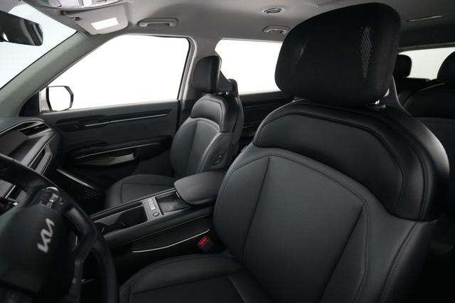 2024 Kia EV9 — photo 3 of 26