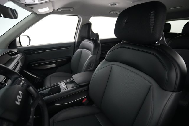 2024 Kia EV9 — photo 3 of 26