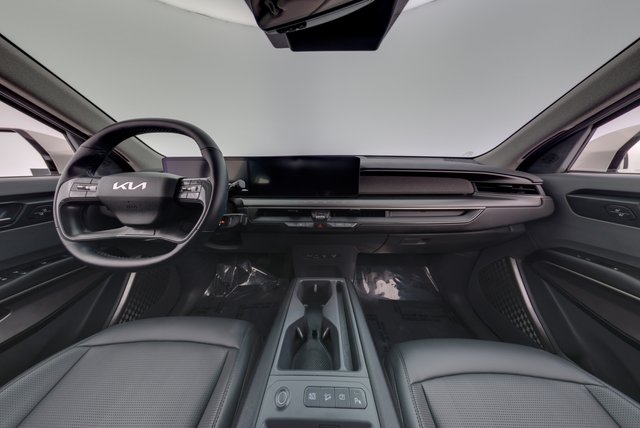 2024 Kia EV9 — photo 23 of 26