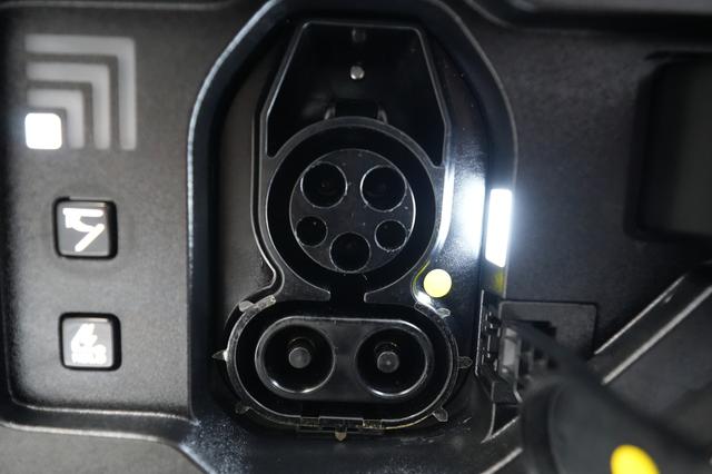 2024 Kia EV9 — photo 8 of 26