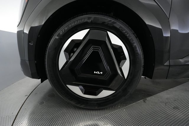 2024 Kia EV9 — photo 15 of 29