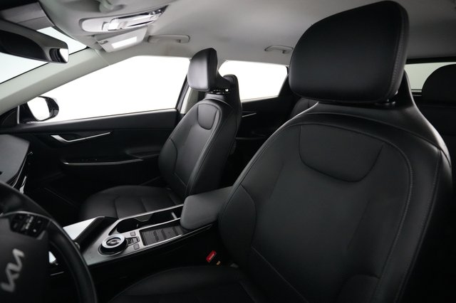 2024 Kia EV6 — photo 3 of 24