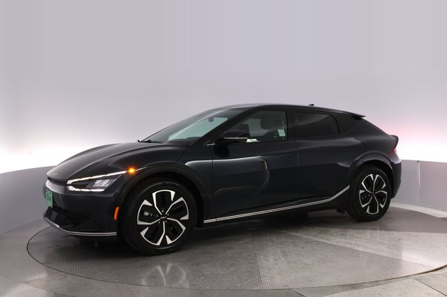 2024 Kia EV6 — photo 14 of 24