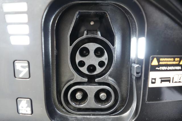 2024 Kia EV6 — photo 8 of 24