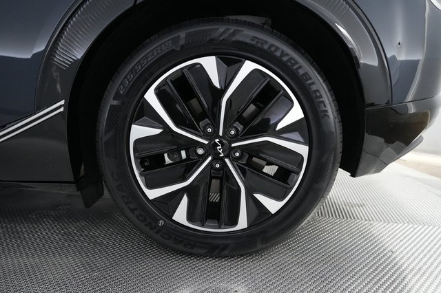 2024 Kia EV6 — photo 7 of 24