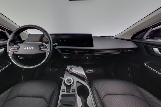 2024 Kia EV6 — photo 21 of 24