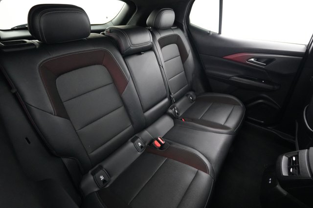 2024 Chevrolet Equinox EV — photo 4 of 22