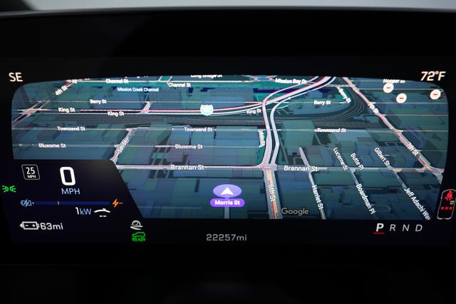 2024 Chevrolet Equinox EV — photo 5 of 22