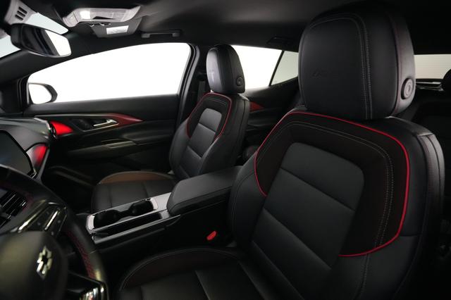 2024 Chevrolet Equinox EV — photo 3 of 22