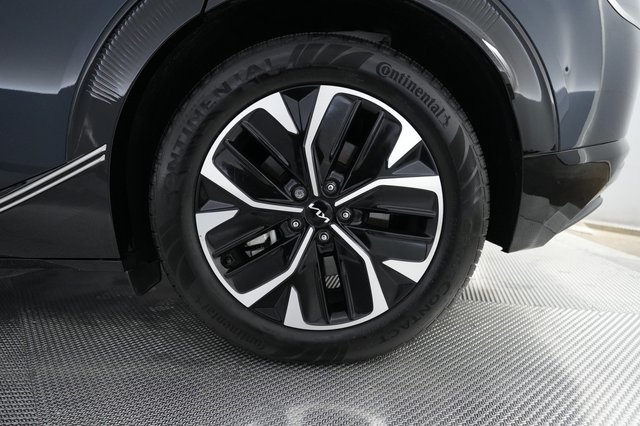 2024 Kia EV6 — photo 7 of 28