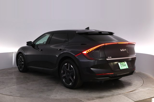 2025 Kia EV6 — photo 13 of 29