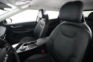 2023 Kia EV6 — photo 3 of 26