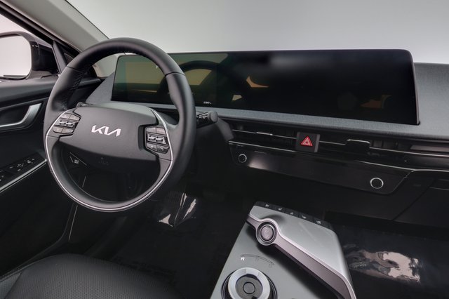 2023 Kia EV6 — photo 20 of 26