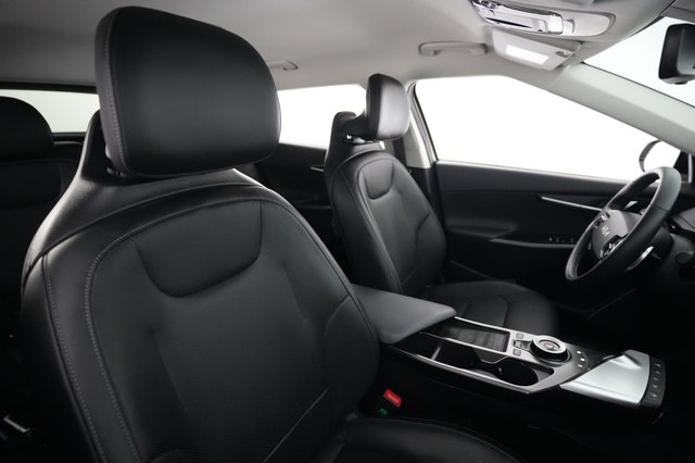 2023 Kia EV6 — photo 18 of 26