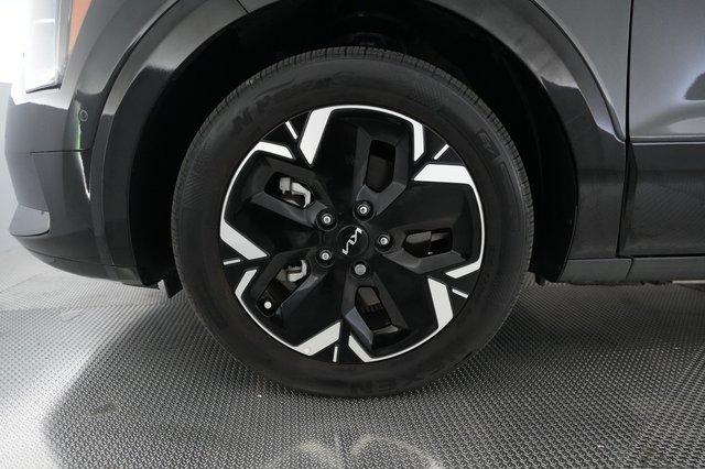 2023 Kia Niro EV — photo 15 of 24