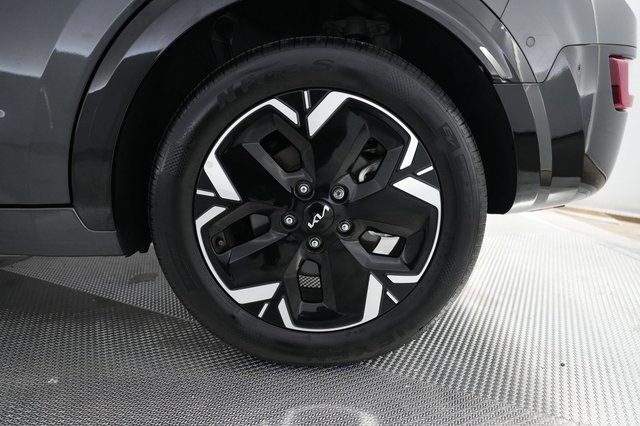 2023 Kia Niro EV — photo 7 of 24