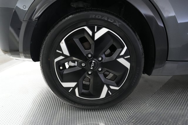 2023 Kia Niro EV — photo 17 of 24