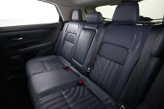 2023 Nissan Ariya — photo 3 of 23