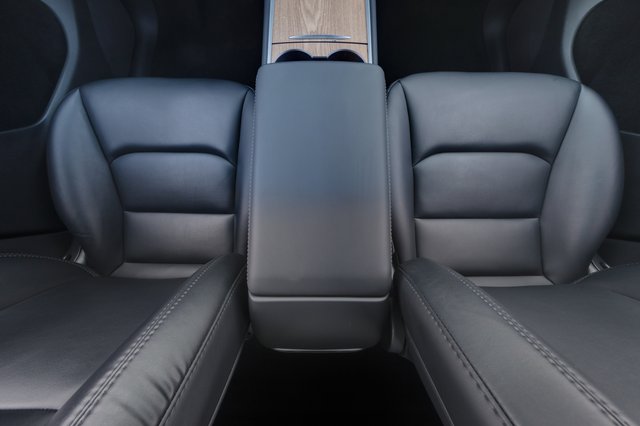 2023 Tesla Model Y — photo 22 of 24