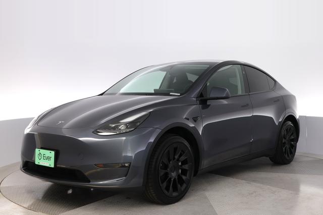 2023 Tesla Model Y — VIN 7SAYGDEE4PF839738
