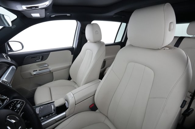 2023 Mercedes-Benz EQB — photo 3 of 28