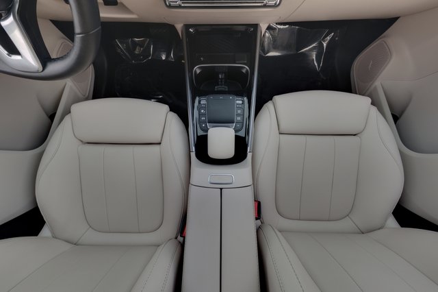2023 Mercedes-Benz EQB — photo 22 of 28