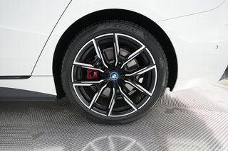 2023 BMW i4 — photo 7 of 23