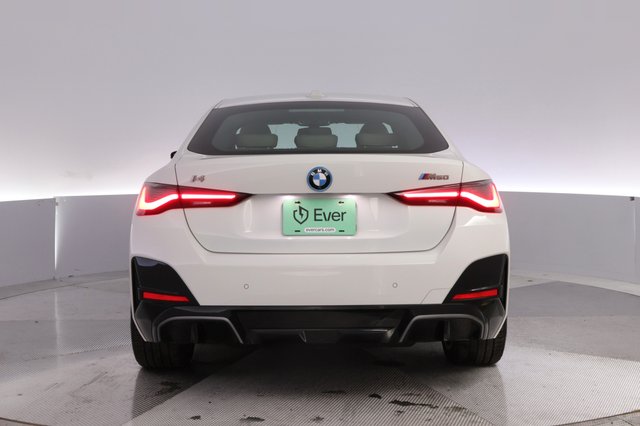 2023 BMW i4 — photo 12 of 23