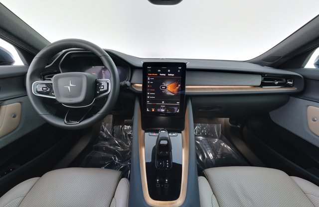 2021 Polestar 2 — photo 18 of 26