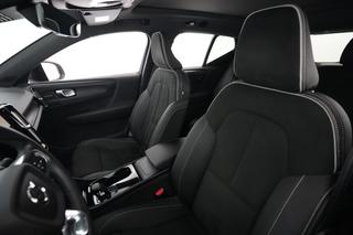 2023 Volvo XC40 Recharge — photo 3 of 26