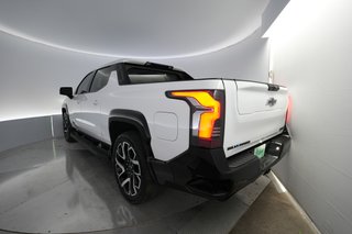 2024 Chevrolet Silverado EV — photo 2 of 23